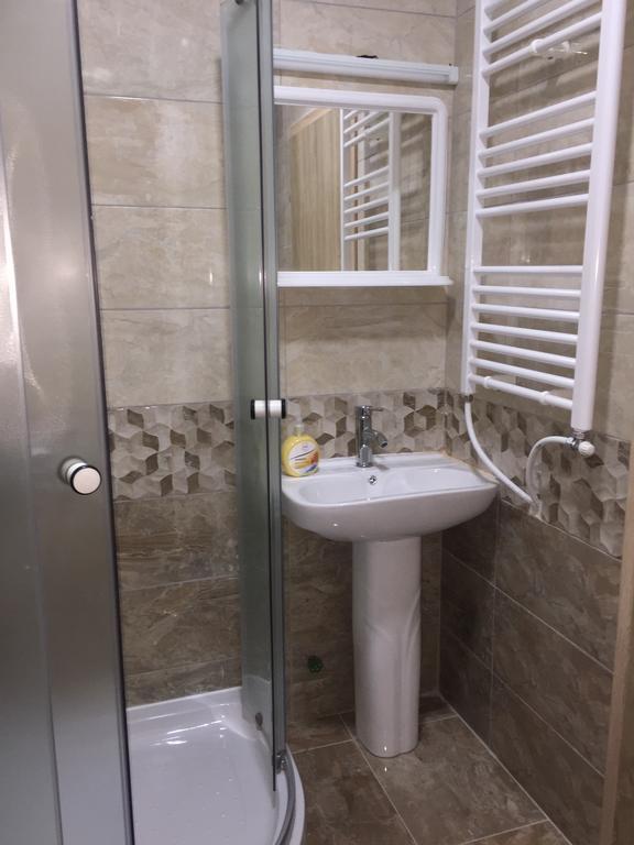 Apartment Gashi Pristina Exteriör bild