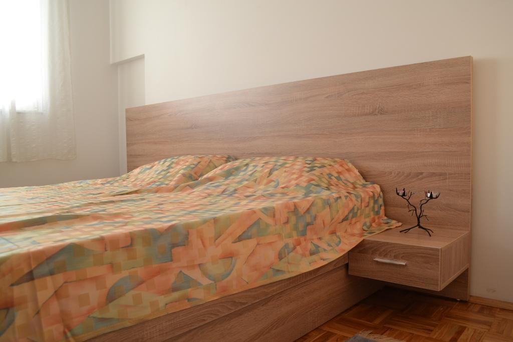 Apartment Gashi Pristina Exteriör bild